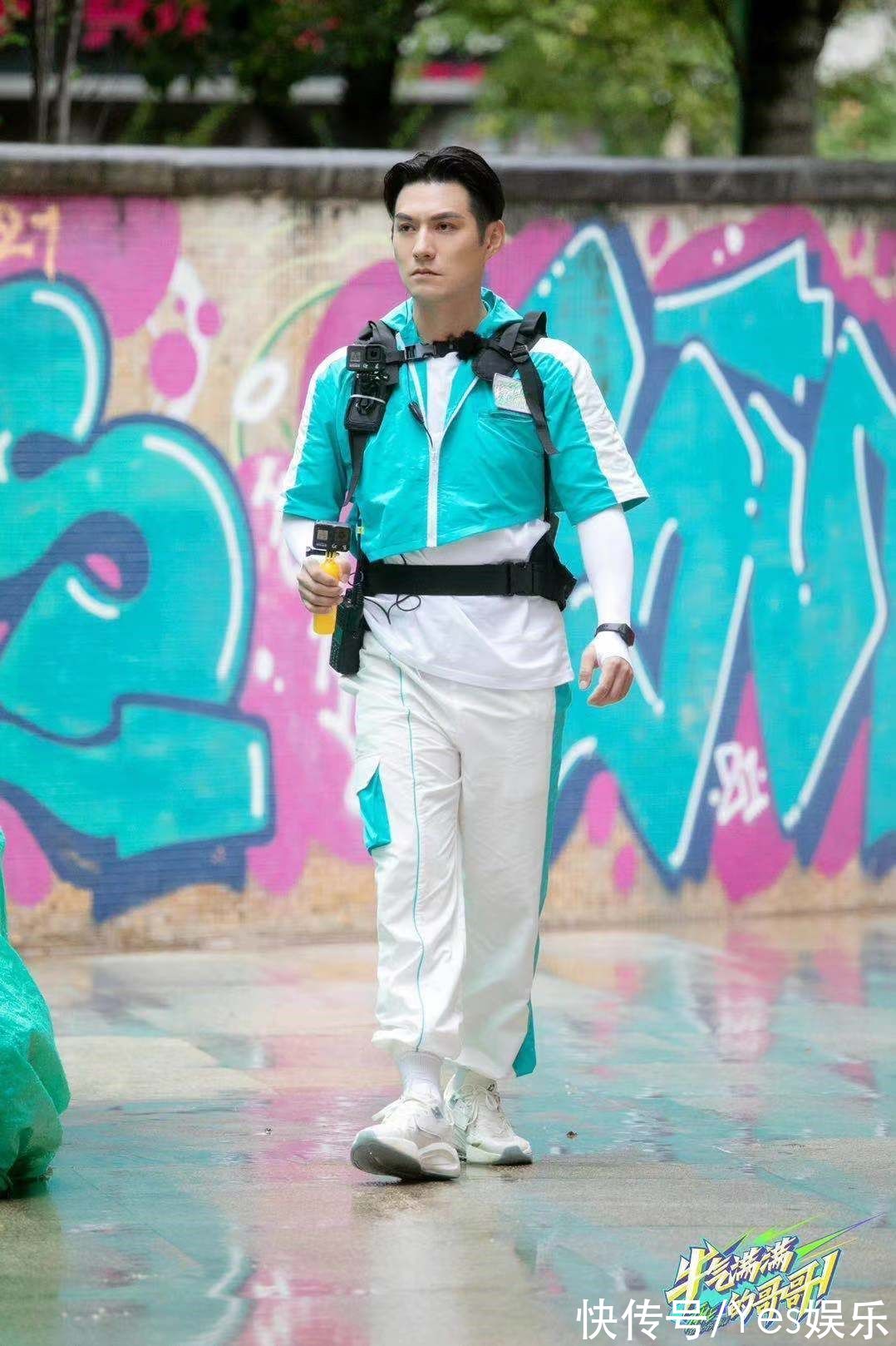 民族服饰|坚持到底拼尽全力！严屹宽捉迷藏“三杀”创捉方全员胜利纪录