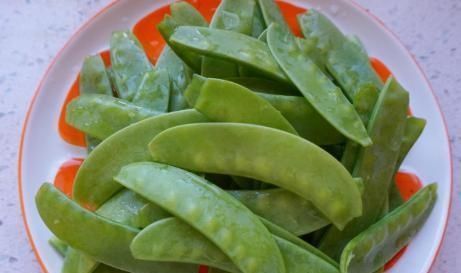 腊肉一炒就硬因为你只会放油,学会1个妙招,腊肉不硬还鲜香