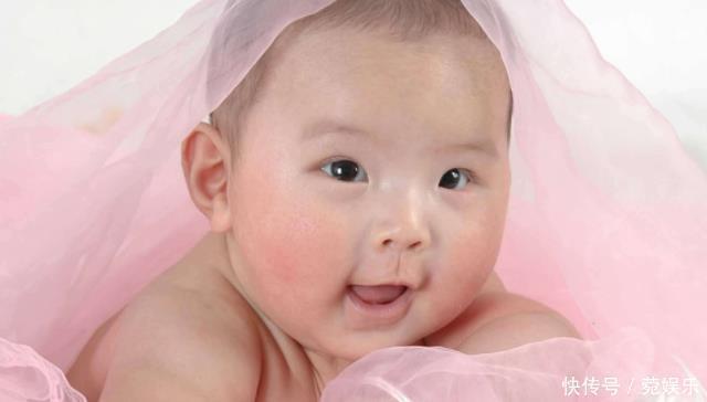 宝宝|4个异常提醒你,宝宝已经严重积食了,父母要注意别再乱喂了