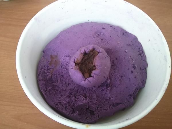 甜糯|1个紫薯,4勺糯米粉,不用烤箱,不用炸,甜糯松软,比蛋糕好吃