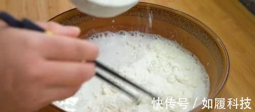 大米别蒸米饭了，加上红薯，教你从没吃过的做法，孩子多吃不上火