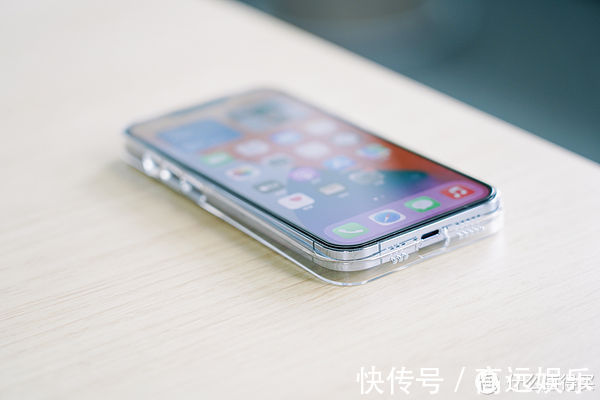 透明|壳子选得好，iPhone 13用的爽：聊聊我每年必买的几款手机壳