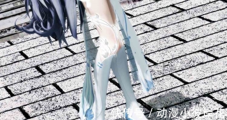 丝袜|国漫画质新高度, 连蕾丝孔都能看见, 看完女主令人心情愉悦!
