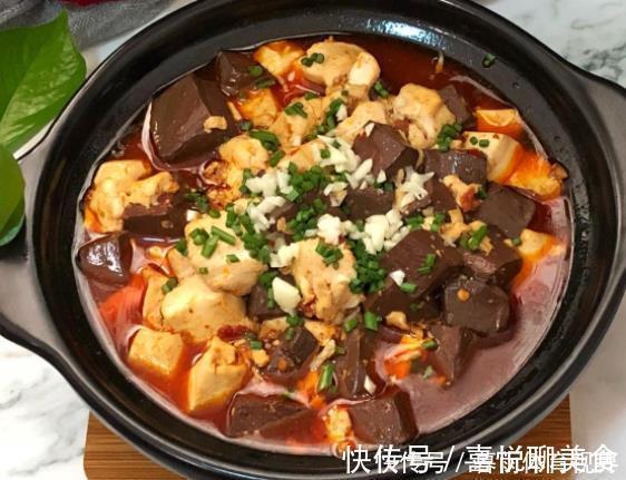 鸭血|豆腐和它一起炒，成本不到5元钱，清理血液垃圾，还给肠胃大扫除