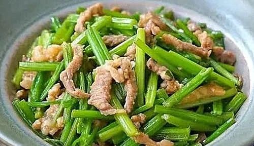 天然的“血管清洁工”找到，每天炒一盘，血管通畅了，早吃早受益