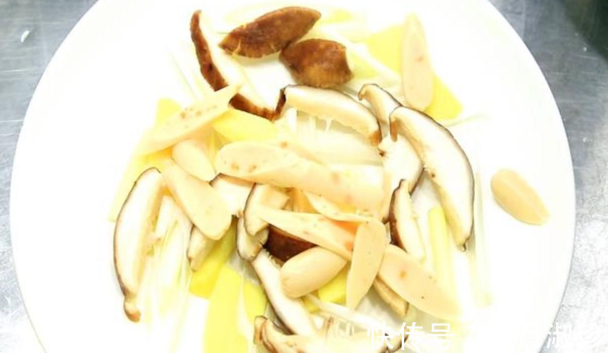 这鱼,以前比猪肉还贵,如今几块钱一斤无人买,蒸一蒸营养滋补!