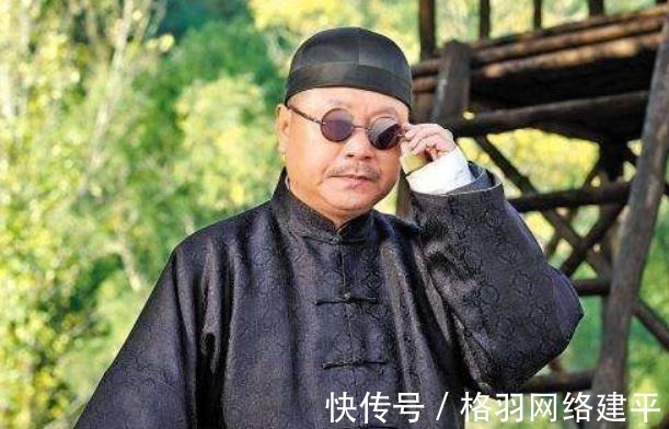 曹雪芹$纪晓岚给尼姑写对联,引得尼姑大怒,乾隆窝火,他却又加了六个字