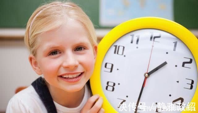 睡眠时间|不让玩手机,就不会近视?孩子4个用眼坏习惯,看书也能近视