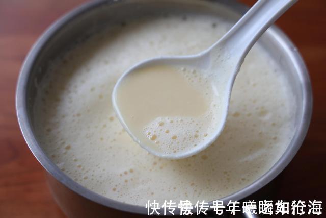 为何饭店的玉米汁那么好喝？秘诀告诉你，在家也能做超棒的玉米汁