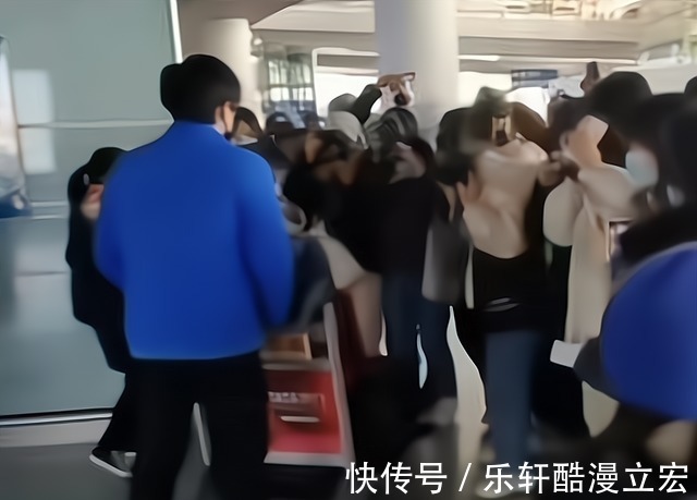 樊振东|国乒只用实力说话,王楚钦拒绝“饭圈文化”,急需刘国梁管控粉丝
