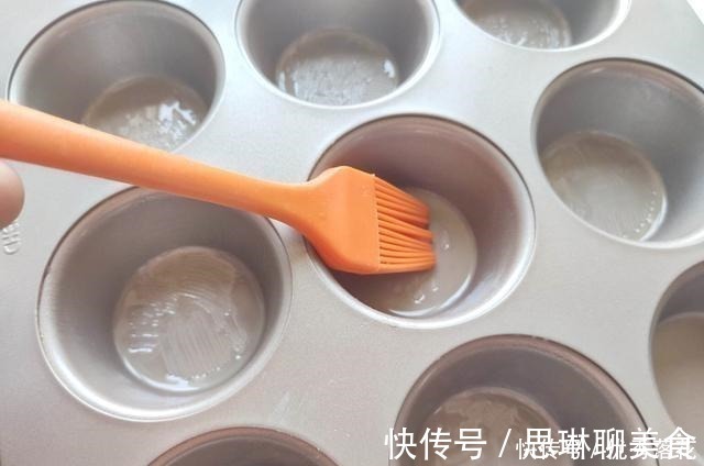 厨师机|自制老式脆皮蛋糕，无需一滴水，学会不用买着吃，健康又放心