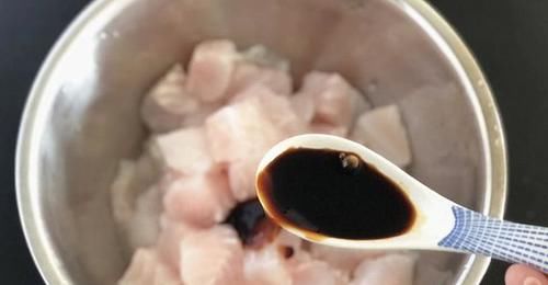 鱼肉|这菜只要简单蒸一蒸，十分钟上桌，鲜美入味，营养丰富又健康