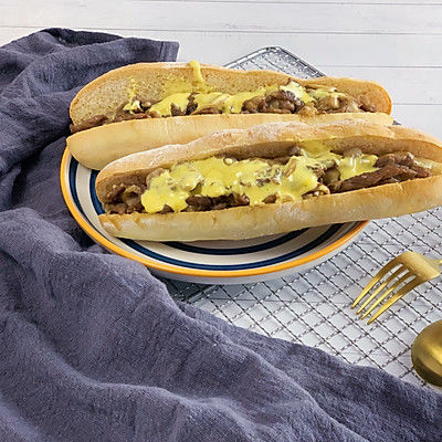 Cheesesteak超快手费城牛肉芝士三明治