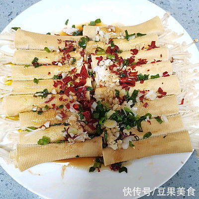 小菜|金针菇豆皮卷 ～材料简单的精美小菜