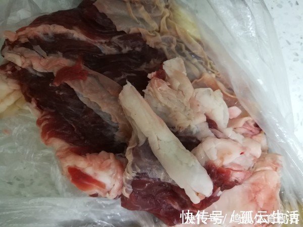 牛肉|炖牛肉时，加入“2克它”！加速牛肉软烂，无腥味，增香10倍不止