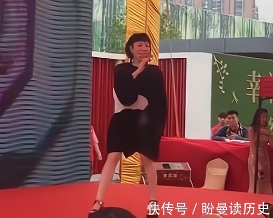 亞軍|從代言費(fèi)1.3億到縣城賣唱,曾經(jīng)的好聲音亞軍,如何走到這步的?