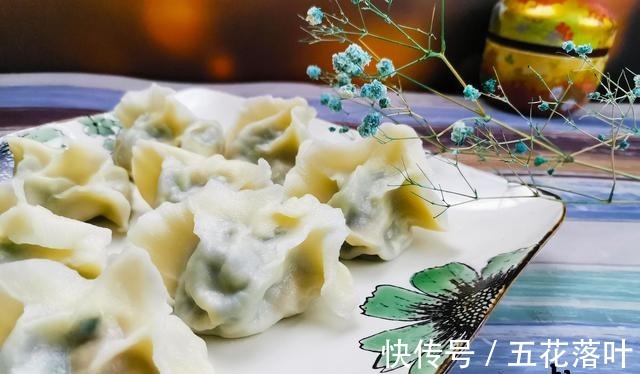 秋韭菜再鲜，包饺子也要记准4买4不买，买错不香，别不当回事！