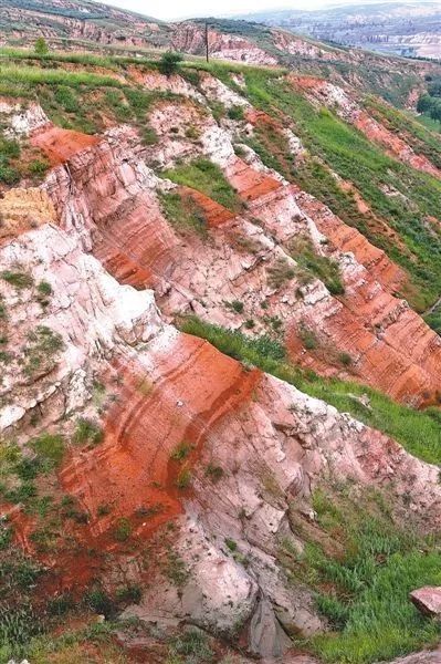 趣味地理 057 种地非良田 观赏如画卷 砒砂岩 快资讯