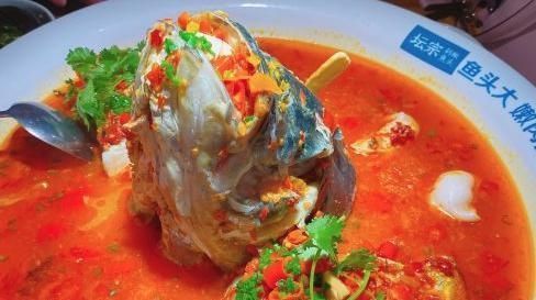 汉堡|美国肯德基出售人造肉炸鸡,为此还换了新包装,一份就能卖到56元