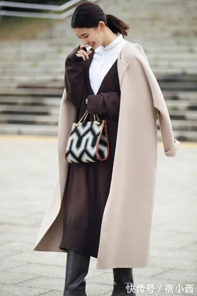 大衣 没穿过高领衫的你可就out了!赶紧学日系博主这样穿,美得更优雅