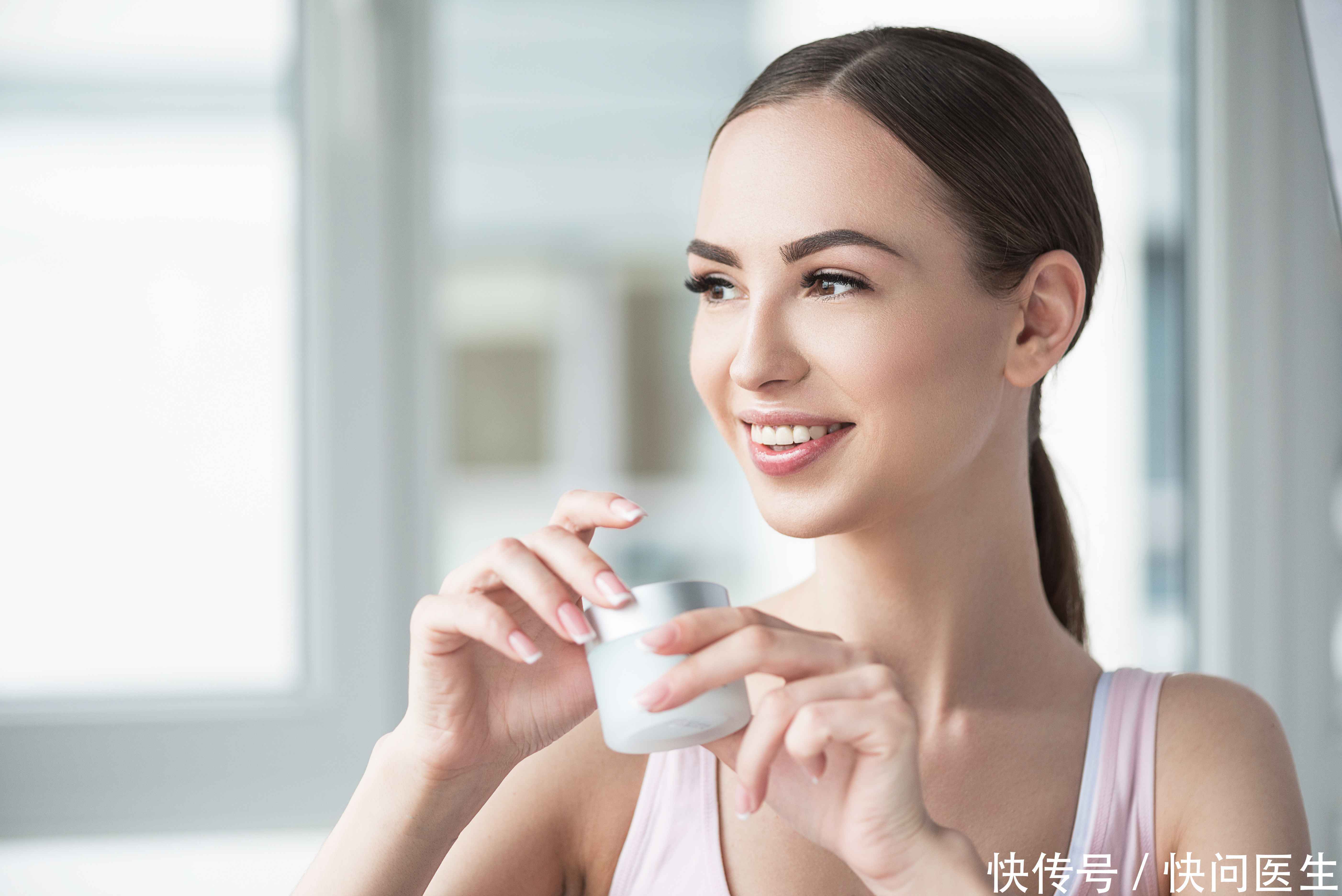 冬天霧霾天氣多,對皮膚傷害大,試試這3種方法,或可改善