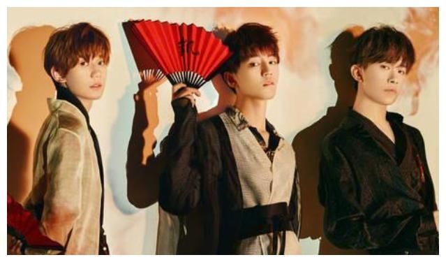 秘密花园|宋亚轩接连两次报错节目名称，被刘耀文当场嫌弃，导演都差点翻脸