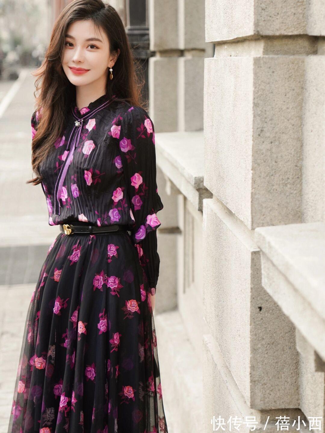 丝带状|早春的第一条连衣裙你准备好了吗?时尚博主的穿搭思路,总结好了