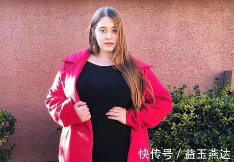 动作|180斤健身模特腿粗腰细，脂肪堆积恰到好处，她是如何做到的？