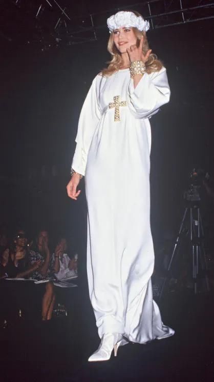 2021喜事将近的女孩们，最最最想穿上的婚纱