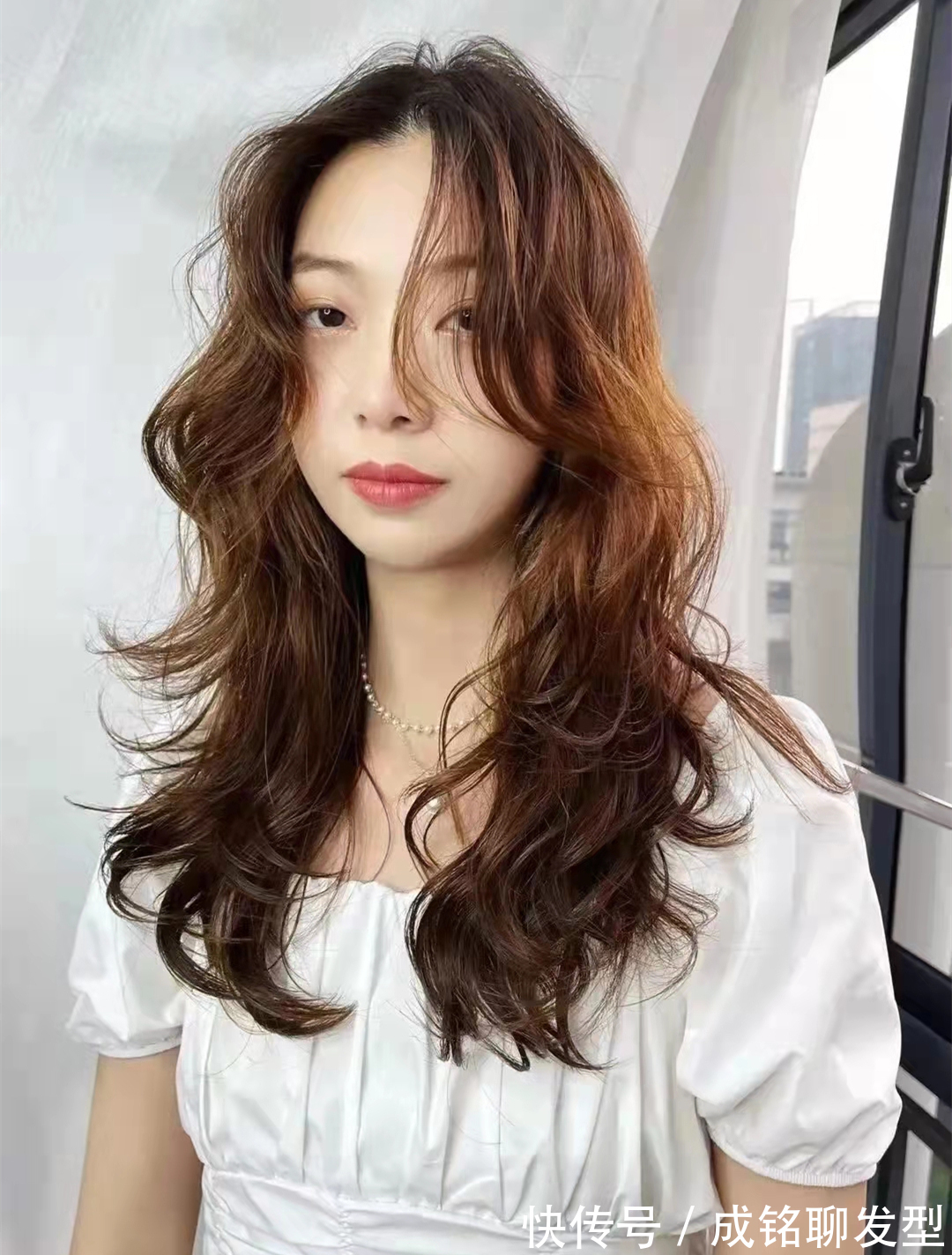 烫发 你适合烫“法式卷”还是“羊毛卷”,了解这几点,就不会选错发型