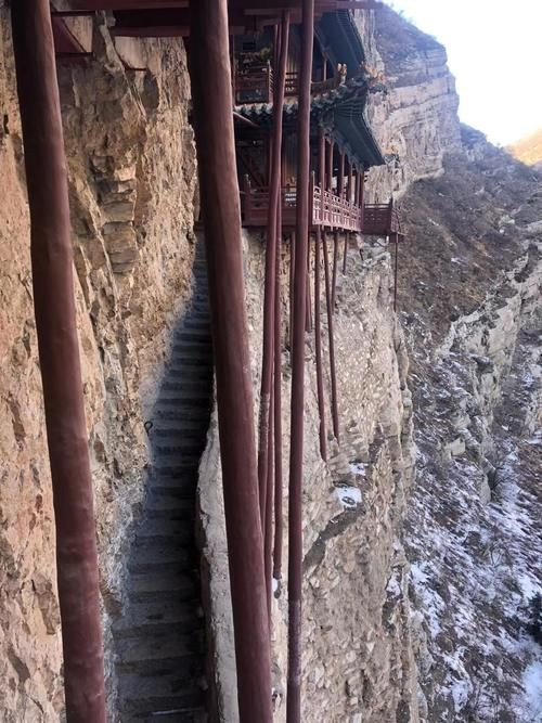 山西最出名的悬空寺，仅靠着几根柱子千年不倒？原因让人费解