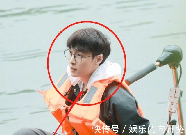 黃磊|黃磊催婚張藝興,直言緋聞女友楊紫很合適,張藝興的回應卻引熱議!