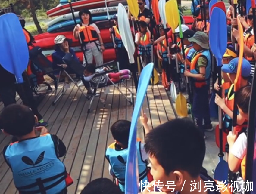 亲子活动|父母跟孩子间的默契该如何培养不妨看看这位老爸的“花式带娃”