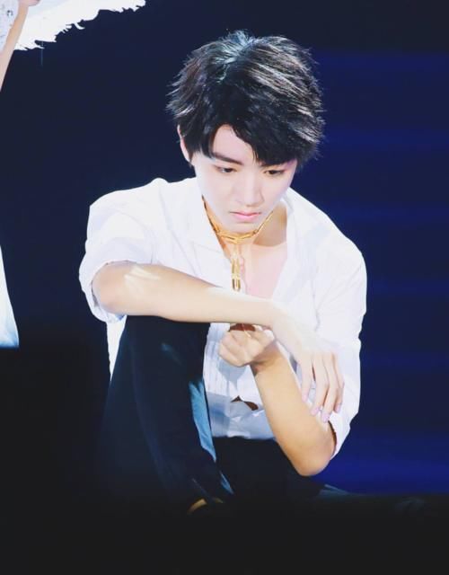 95后男明星热度排行:三甲有蔡徐坤、王俊凯,陈宥维第六,朱正廷第十