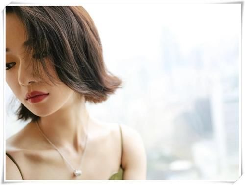 春夏季节，选择这5种“初恋”短发，美出新高度