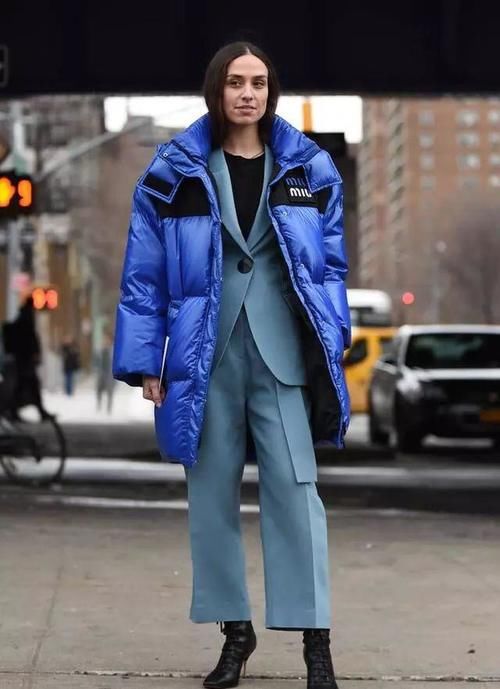  上街|羽绒服一定要穿的潮，不然就真成披着棉被上街了！