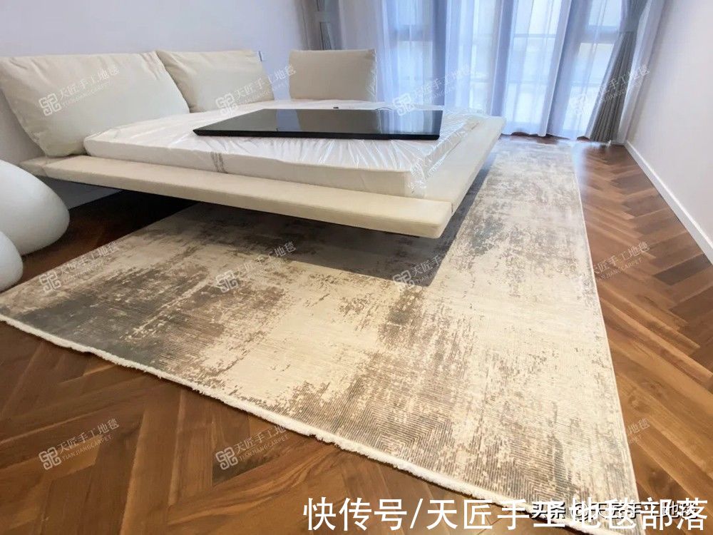手工|北京顶级复式别墅试铺天匠手工地毯，奢华之中不失优雅情调
