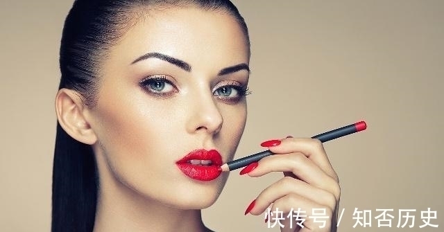 口红 涂了这么多年口红才发现一直涂错了,可能很多女生也中枪过!