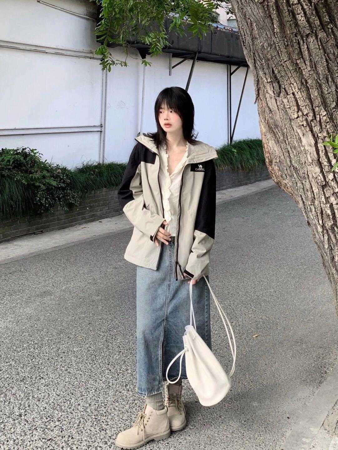 运动裤 冬季来一件冲锋衣,青春活力美感十足,就不要再犹豫不决了