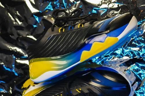 强度 它配置降级、它性能退步……可我依旧认为它是今夏最值得入手的实战鞋