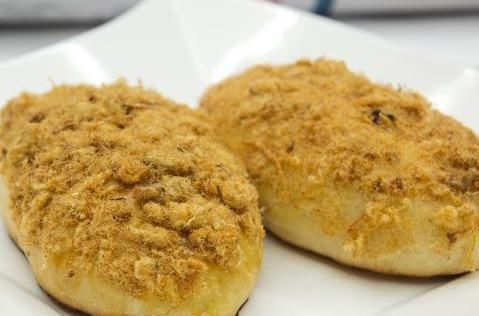 去面包店买面包，4种面包最好别买，老板：只有不懂的人才会买