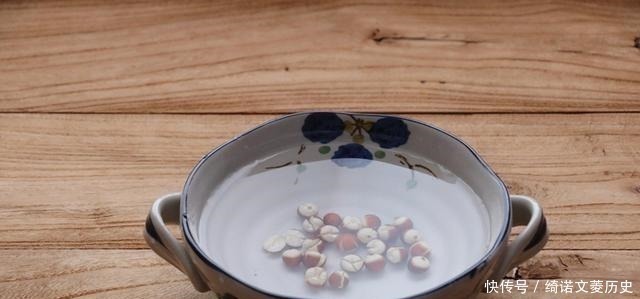 天然褪黑素|三伏天,女人常吃“天然褪黑素”,睡得香皮肤白,美到人人夸