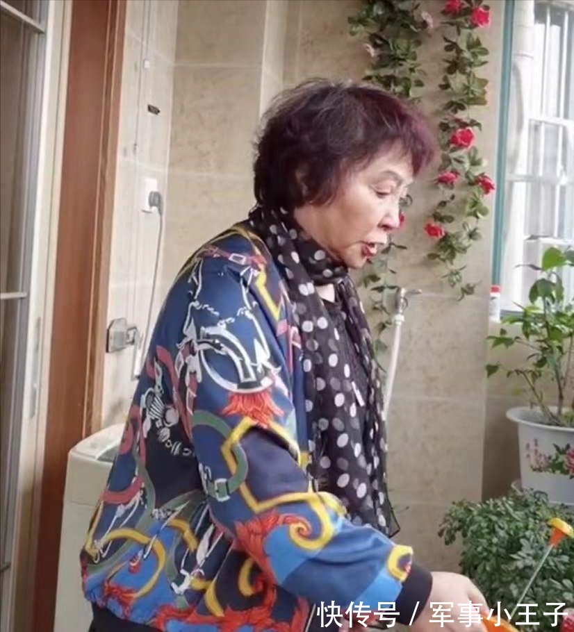 双胞胎女儿|失独母亲60岁生下双胞胎，11年过去，盛海琳很庆幸当初的决定