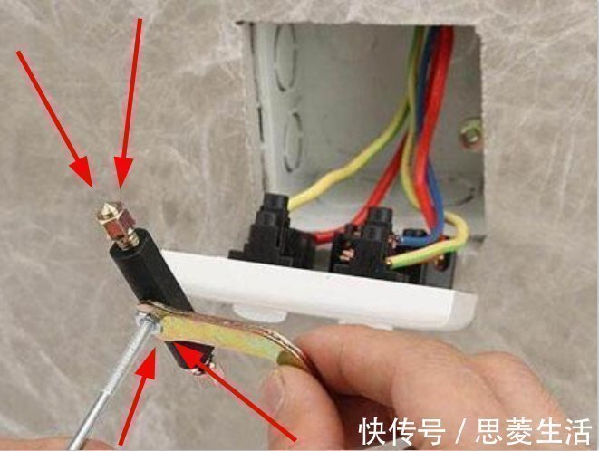 usb|电线坚决不埋墙里，太聪明，去一趟东北才知道，拍照片给大家学学