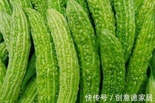 表面蛋液|胡萝卜同此物搭配,小孩常吃视力越来越好,开胃营养,肌肤更年轻