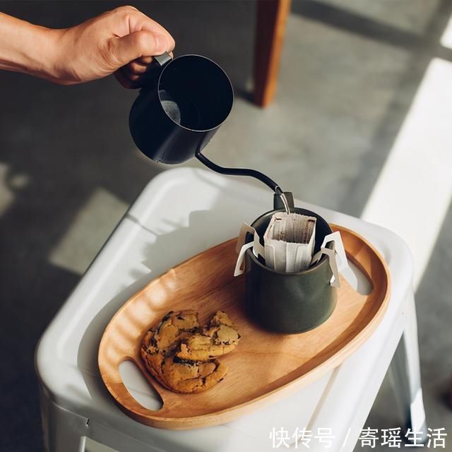 减肥并不是啥都不能吃,分享4款吃不胖适合回购的食品给你