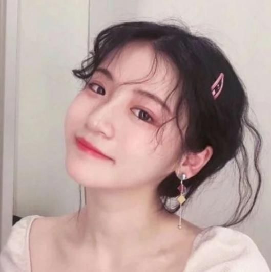 越长越“标志”的女孩子,99%都有这3种特征,全中男生排队追