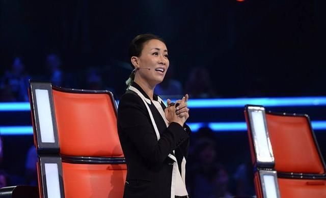 那英|周深談“裸辭”上熱搜:被霸凌,被那英淘汰的他,現(xiàn)狀打臉無(wú)數(shù)人