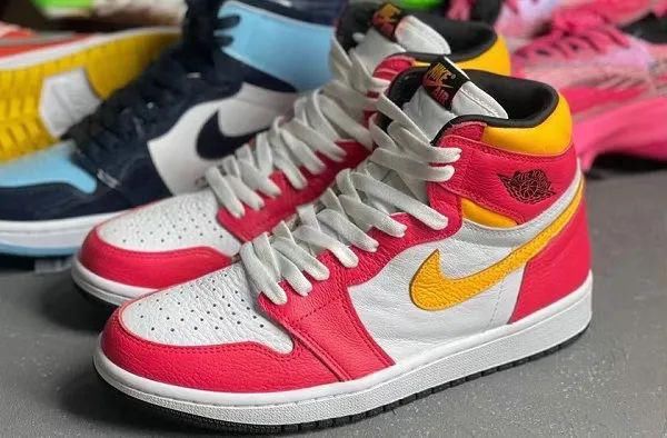 AJ1甜美来袭！酷似“亡灵节”更有内味儿了！