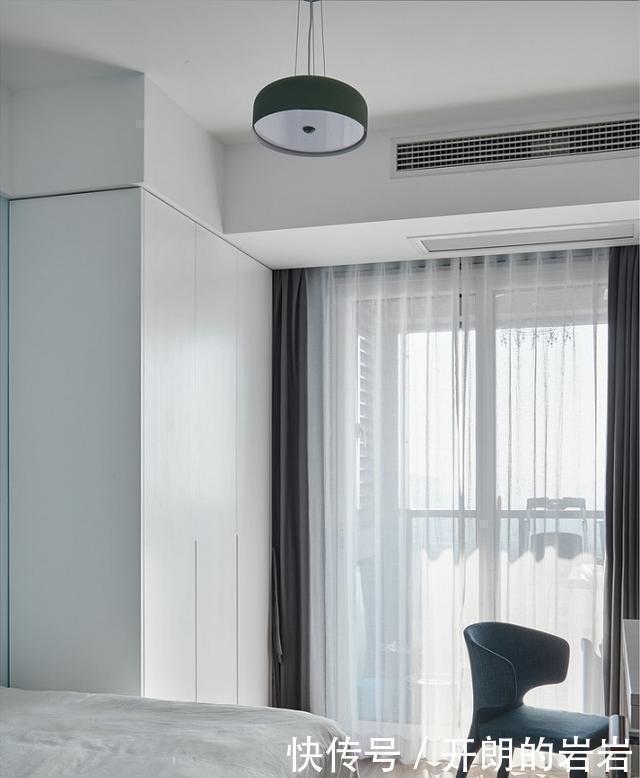 柜子|参观同事89㎡小三房,头一次见这样的客厅,空间好宽敞!